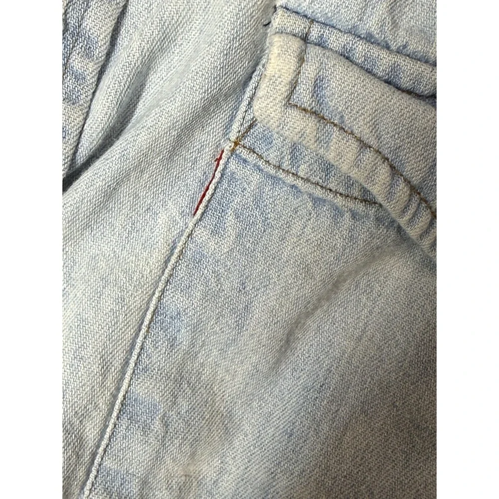 Vtg Y2K Levis Denim Work Shirt L Light Wash Button Up Cotton Grunge 90s Thrashed